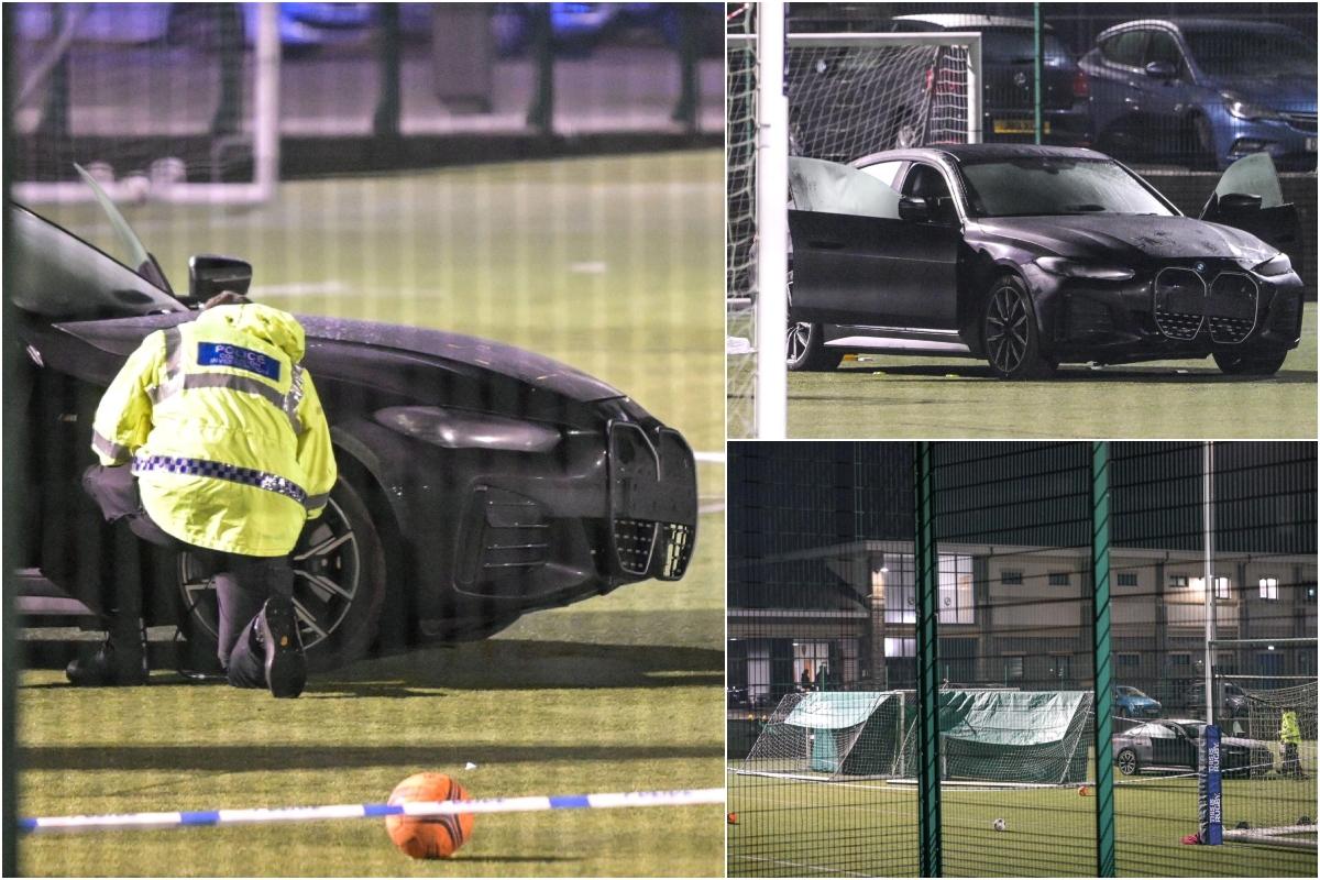 Fetiţă de 10 ani spulberată mortal, după ce un BMW i4 s-a izbit de gardul unui teren de rugby din UK. O altă minoră a fost rănită