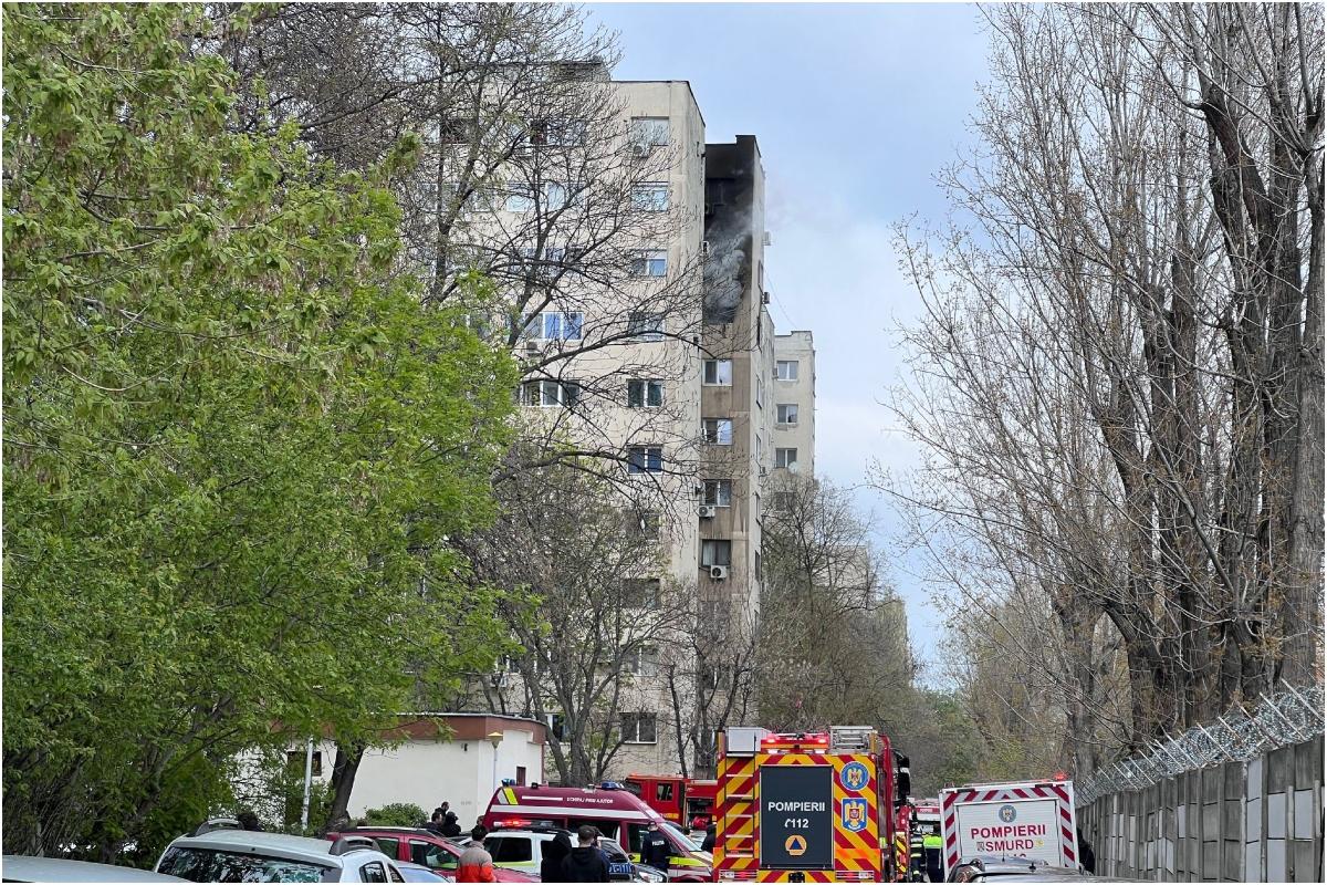 Incendiu puternic într-un bloc din Sectorul 6 al Capitalei. Trei persoane rănite, 50 de locatari evacuaţi