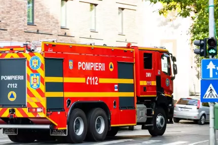 maşină de pompieri maşină de pompieri