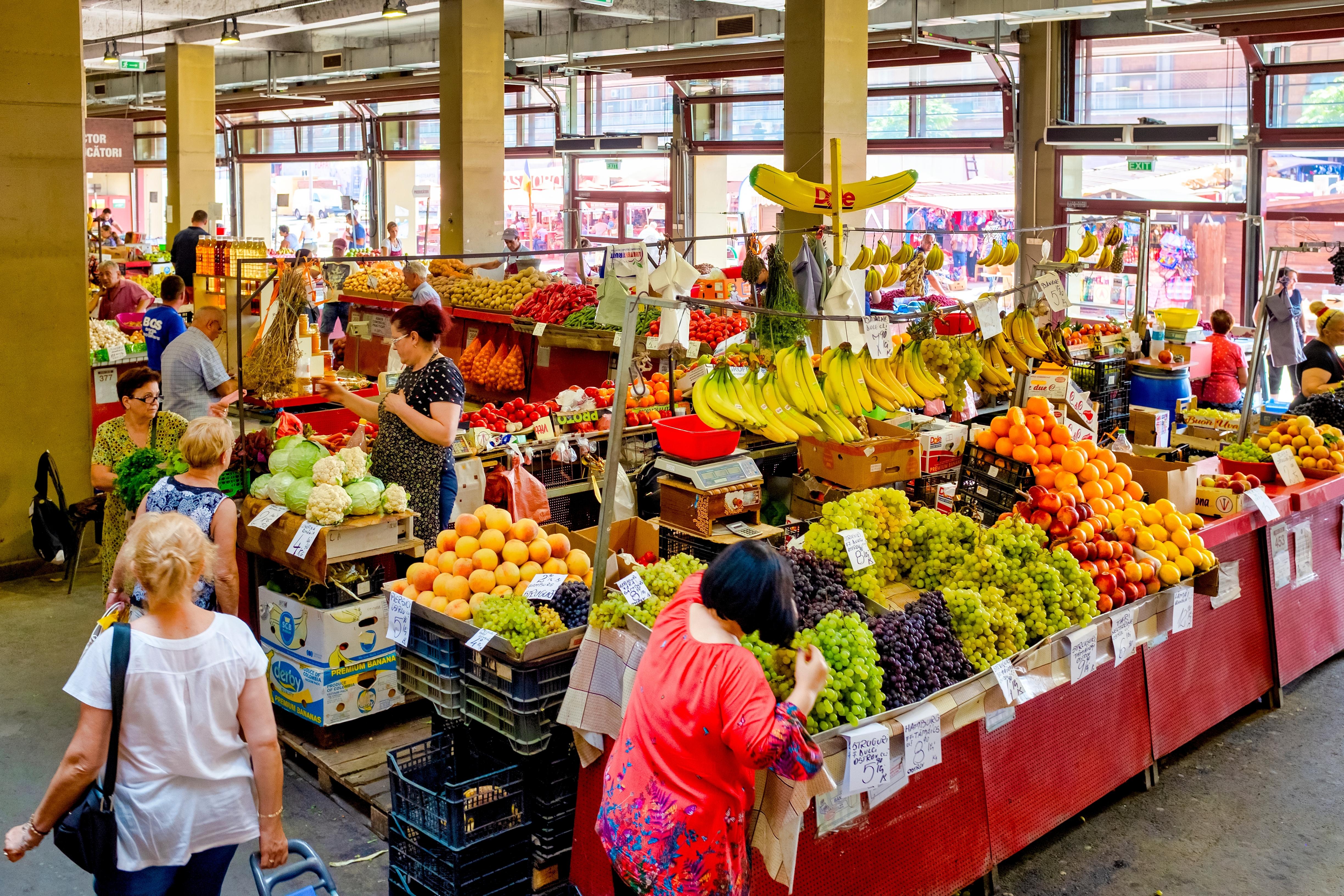 Măsuri economice dure luate în calcul după alegeri: Majorarea taxelor, creșterea TVA, concedieri masive de bugetari - SURSE