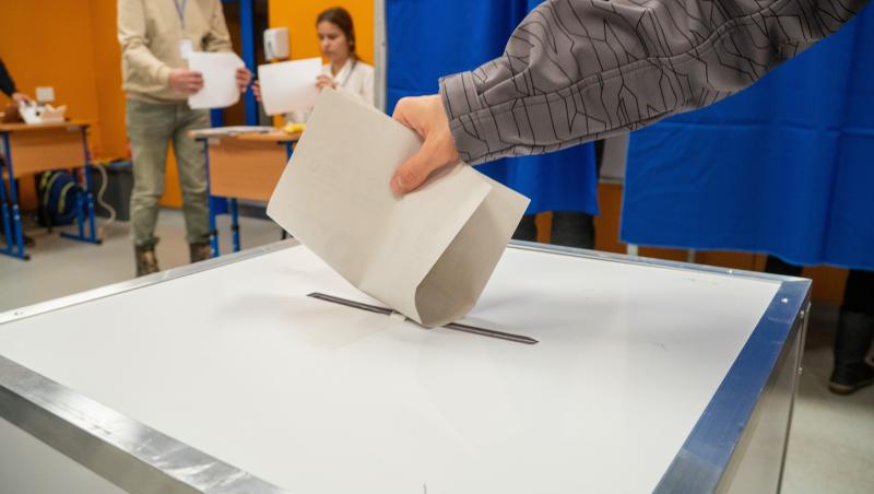 Alegeri prezidenţiale 2025 LIVE TEXT. S-au deschis urnele în Noua Zeelandă. Prezenţa la vot în timp real