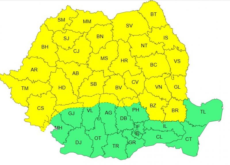 Cod galben de vreme extremă în mai bine de jumătate de ţară. Răcire, vânt şi lapoviţă în Bucureşti
