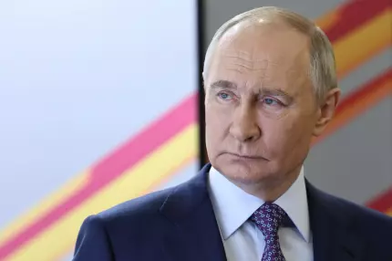 Propaganda lui Putin: Pretinde că francezi luptă pentru Rusia în Ucraina ca dovadă că Occidentul "îi împărtășește valorile" Propaganda lui Putin: Pretinde că francezi luptă pentru Rusia în Ucraina ca dovadă că Occidentul "îi împărtășește valorile"