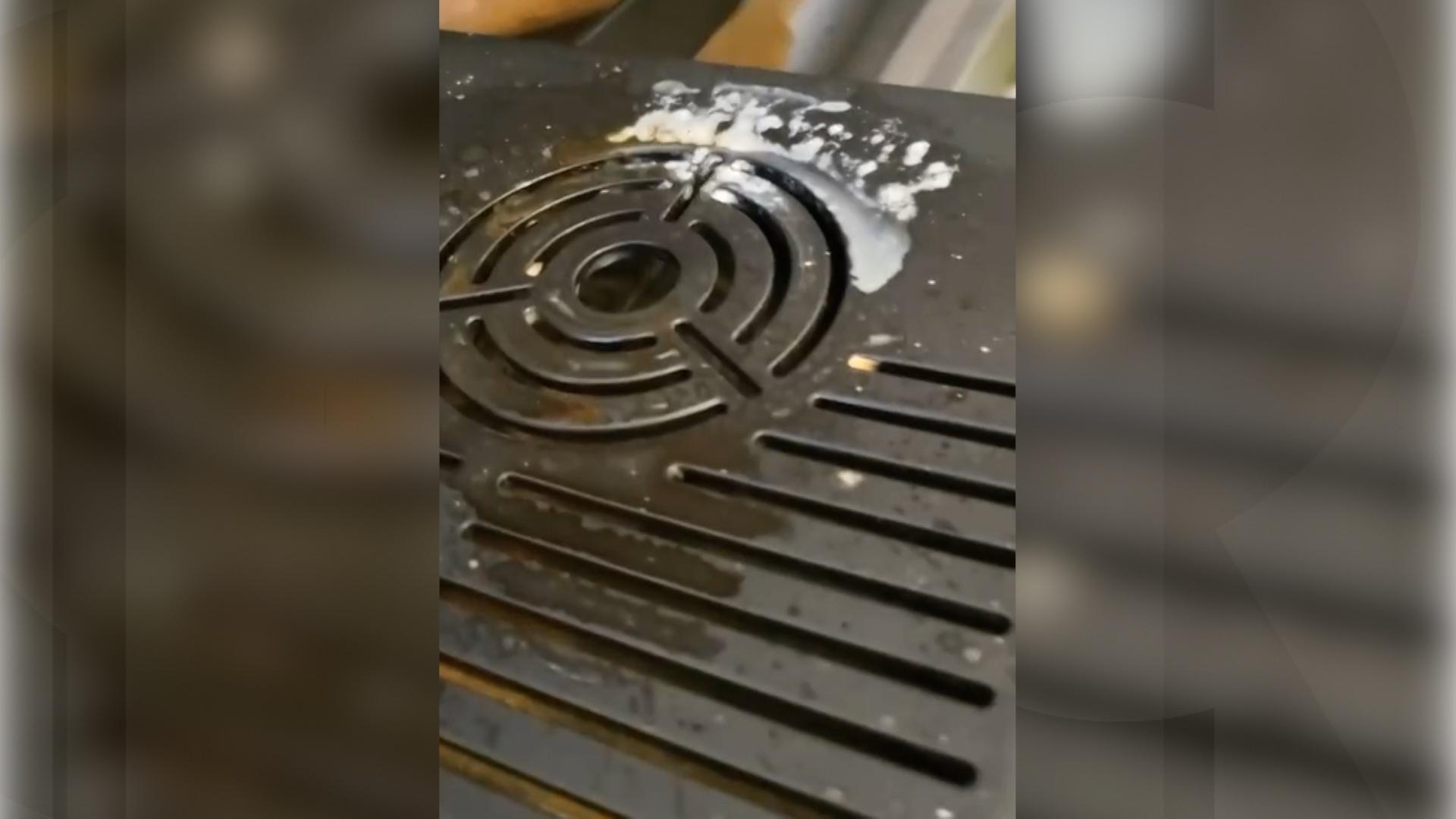 Val de controale în toată ţara. ANPC a închis 13 localuri şi a dat amenzi de peste 1,7 milioane de lei