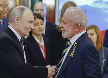 Preşedintele Braziliei, către Putin: Hei, tovarăşe, du-te la Istanbul să negociezi, pentru numele lui Dumnezeu Preşedintele Braziliei, către Putin: Hei, tovarăşe, du-te la Istanbul să negociezi, pentru numele lui Dumnezeu