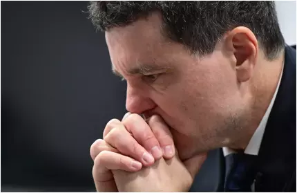 BEC a respins solicitarea lui Nicușor Dan ca Elena Lasconi să șteargă pozele BEC a respins solicitarea lui Nicușor Dan ca Elena Lasconi să șteargă pozele