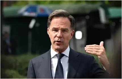 Mark Rutte a propus NATO să majoreze cheltuielile pentru apărare la 3,5% din PIB, ca să-i facă pe plac lui Trump