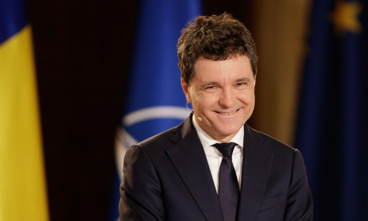 Nicușor Dan devine astăzi, oficial, președintele României. La ora 12:00 va depune jurământul în plenul reunit al Parlamentului