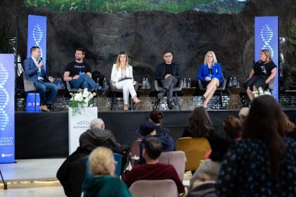 Mituri și adevăruri despre suplimente și longevitate: Ce au spus specialiștii despre suplimente la conferința organizată de Senatul Științific al FDVDR