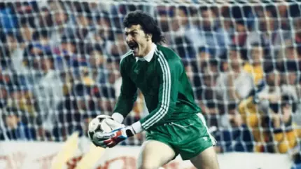Helmut Duckadam a asigurat victoria Stelei în finala Cupei Campionilor Europeni din 1986 Helmut Duckadam a asigurat victoria Stelei în finala Cupei Campionilor Europeni din 1986