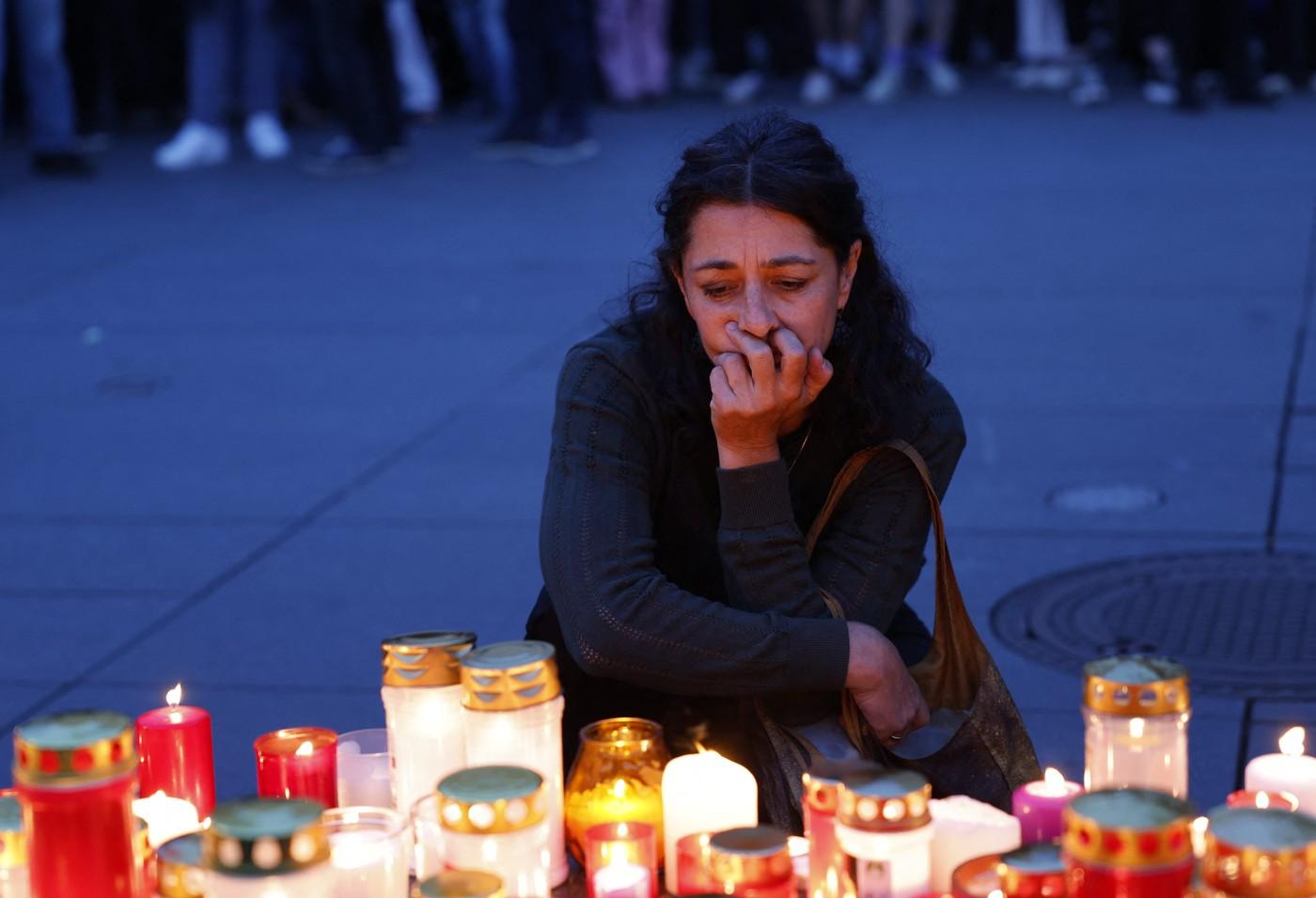 Masacru în liceul din Graz. Ce scrie în biletul de adio lăsat de tânărul care a ucis 10 oameni