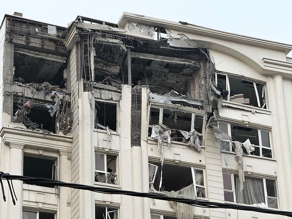 Iranul jură să continue programul nuclear în ciuda atacului israelian. Netanyahu, discuții cu Trump și Putin