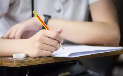 Subiecte BAC 2025 proba la alegere. Elevii susţin examenul la Biologie, Fizică, Geografie, Chimie Subiecte BAC 2025 proba la alegere. Elevii susţin examenul la Biologie, Fizică, Geografie, Chimie