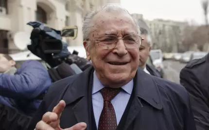 Starea lui Ion Iliescu s-a agravat. Fostul președinte a fost operat din nou Starea lui Ion Iliescu s-a agravat. Fostul președinte a fost operat din nou