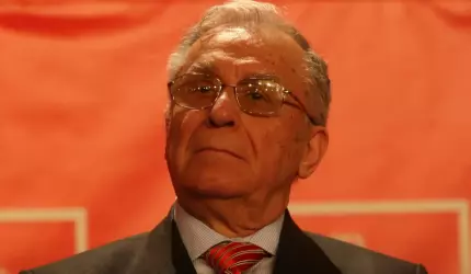 Starea de sănătate a lui Ion Iliescu este "spre uşoară ameliorare". Mesajul spitalului SRI