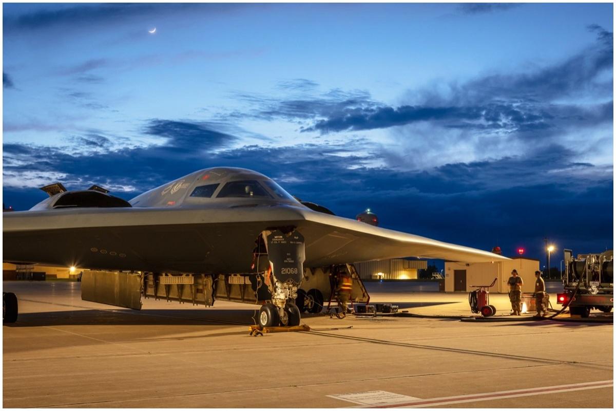 Oficiali americani: SUA și-a mutat bombardierele B-2 mai aproape de Iran