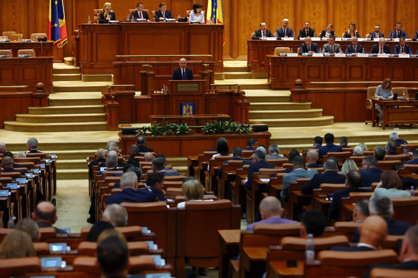 Parlamentul îşi alege şefii camerelor şi numesc 2 judecători CCR. Propuneri pentru Senat şi Camera Deputaţilor