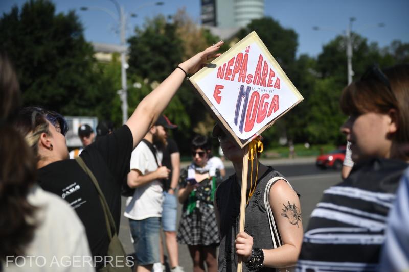 "Voi aveţi buget, noi avem griji". Studenţii protestează faţă de iniţiativa Guvernului de a schimba bursele