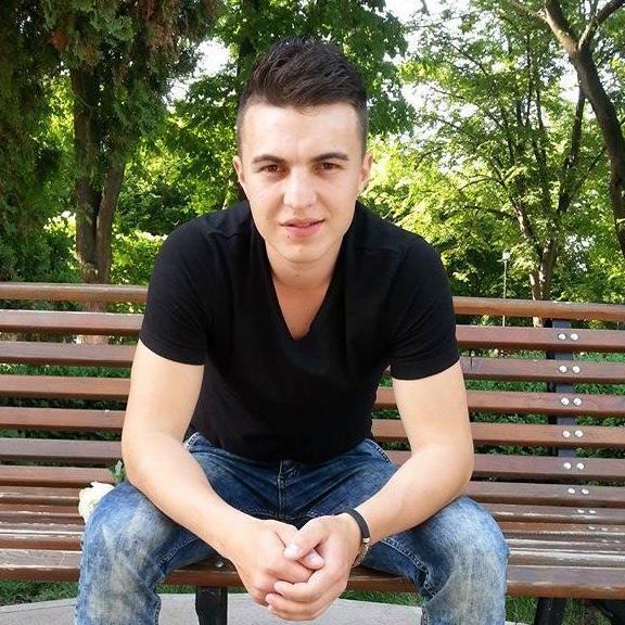 "Rămas bun, prieten drag". El este motociclistul care a murit din neatenția unei șoferite, în Galaţi