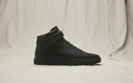 (P) Încălțăminte de vară pentru copii – ce nu trebuie să lipsească micilor aventurieri?