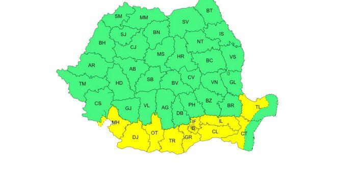 14 judeţe intră sub cod galben de vijelii. Caniculă de cod galben şi portocaliu în restul ţării