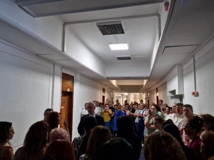 Cum s-au plâns bugetarii ministrului Finanţelor: "Veniţi în fiecare birou să vedeţi în ce condiţii lucrăm"
