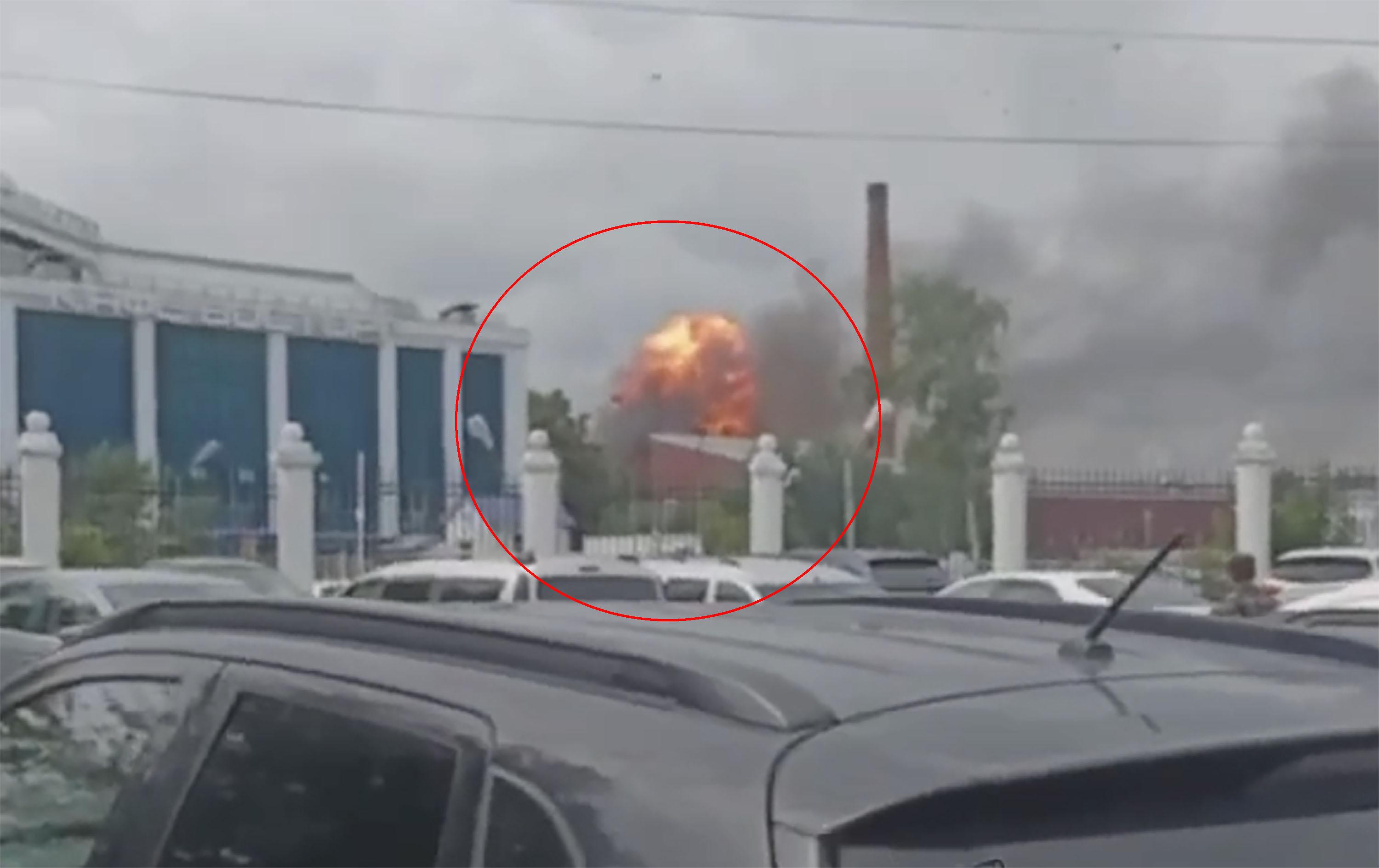 3 morţi şi 35 de răniţi: Atac cu drone al Ucrainei asupra unei uzine militare ruseşti aflate la 1.300 km