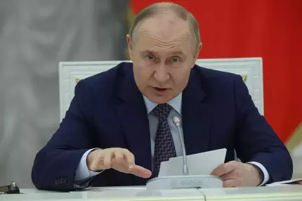 De ce nu se lasă Putin intimidat de Trump: E convins că Rusia va sparge frontul şi va zdrobi Ucraina De ce nu se lasă Putin intimidat de Trump: E convins că Rusia va sparge frontul şi va zdrobi Ucraina