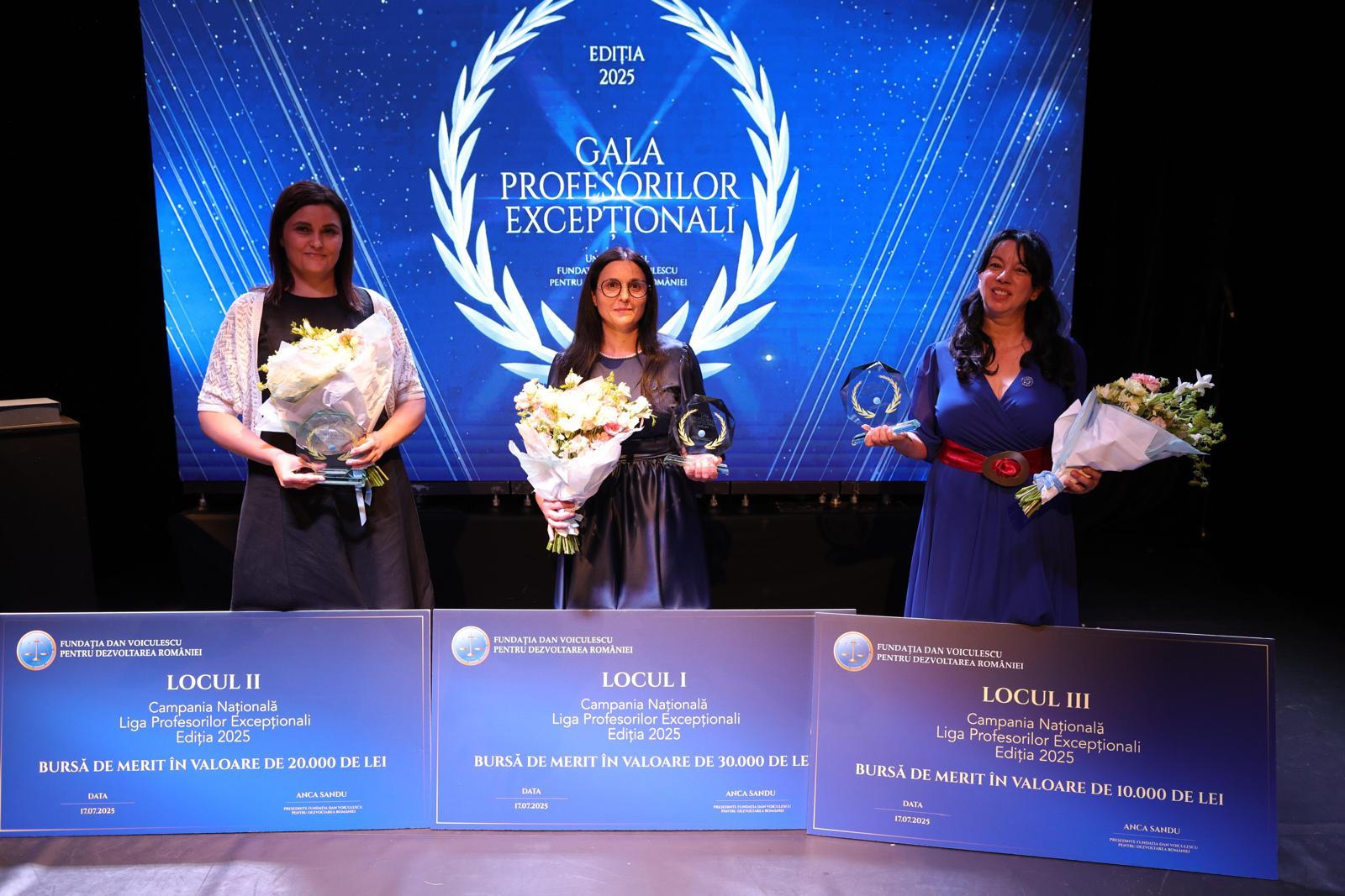 Gala Profesorilor Excepționali 2025: cine sunt cei trei profesori premiați în finala campaniei naționale