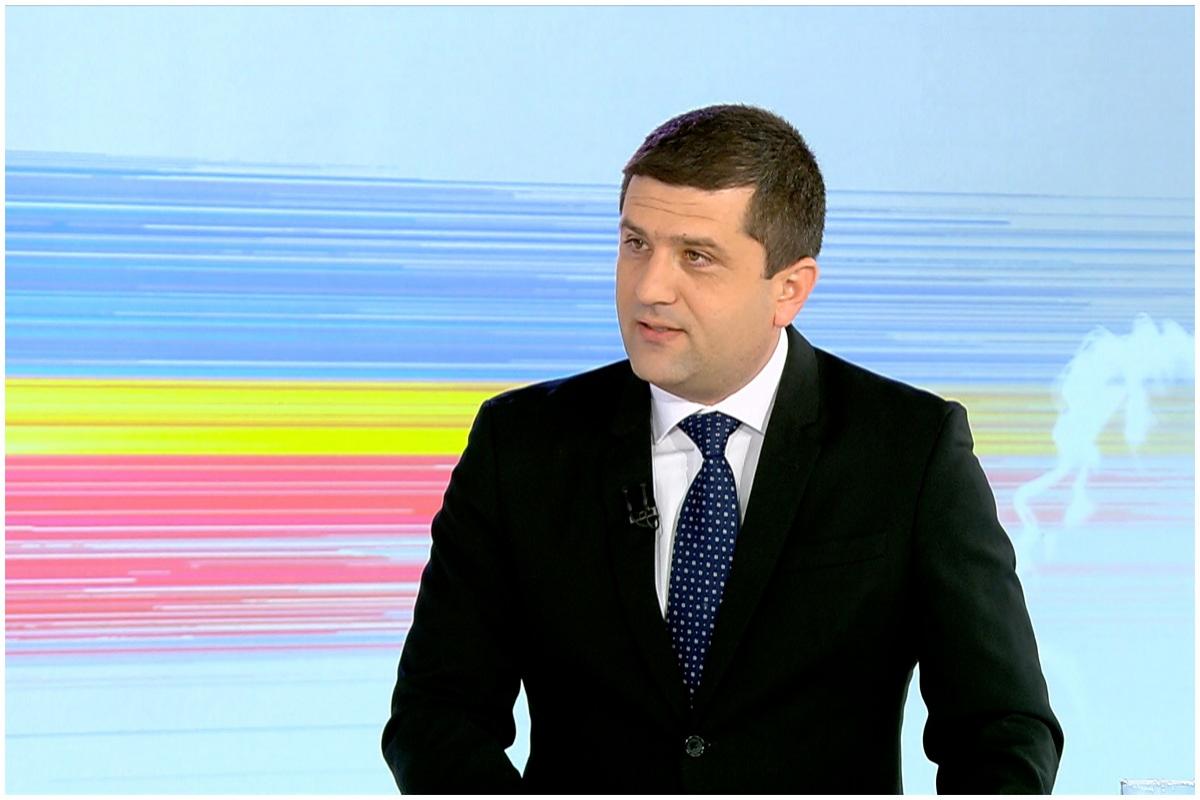 Cum s-a "camuflat" clădirea care n-a plătit chirie 18 ani. Miruţă: "Sigla în spatele căreia se ascund mizerii"