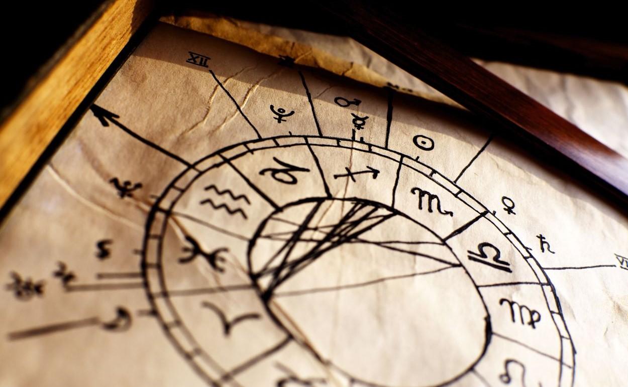 Horoscop 25 iulie 2025. Surprize în dragoste și împăcări neașteptate pentru două zodii