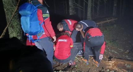 Maratonist ucis de copac în timpul furtunii, la un concurs în Bucovina. Bărbatul alerga în cursa de 88 de km