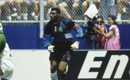 Legendarul portar nigerian Peter Rufai a jucat la Mondialele din 1994 şi 1998 Legendarul portar nigerian Peter Rufai a jucat la Mondialele din 1994 şi 1998