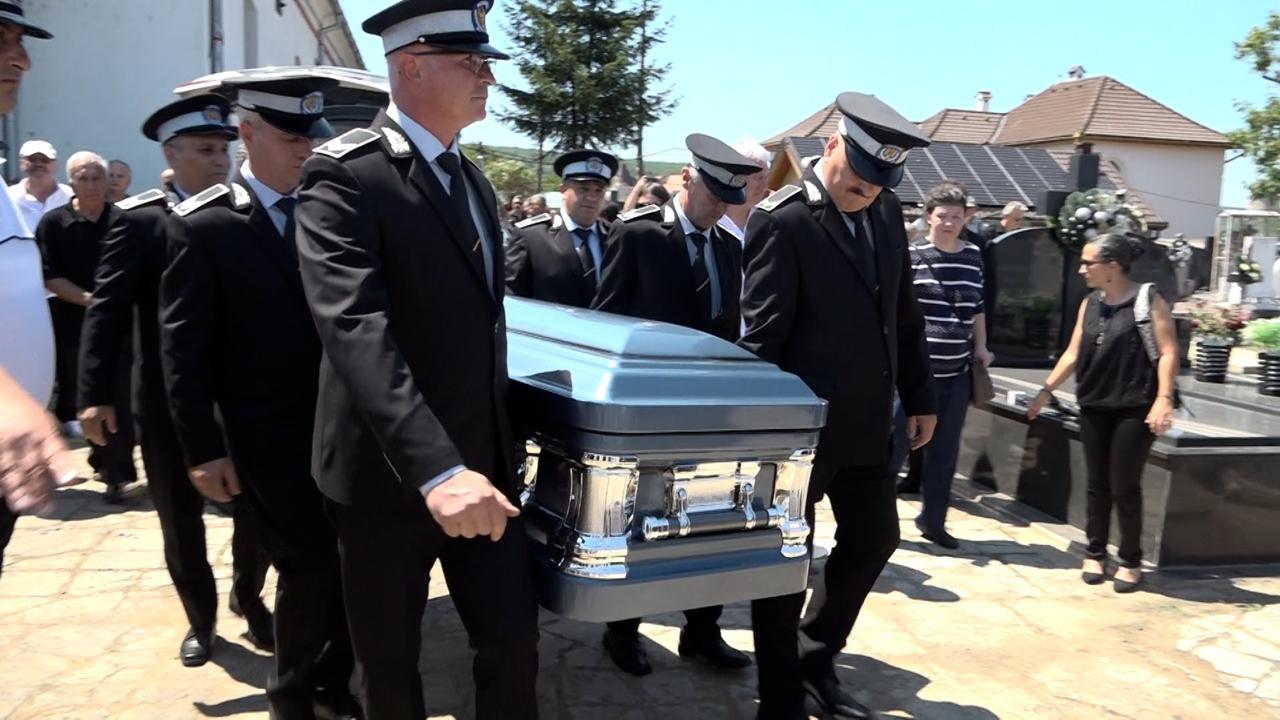 "Să nu plângeţi". Mesajul de rămas bun lăsat de Mihai Leu. Sportivul, condus pe ultimul drum