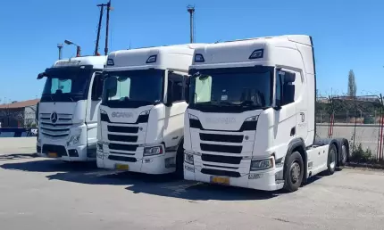 Trei camioane de 250.000 de euro dispărute din Danemarca, descoperite în Portul Constanța Trei camioane de 250.000 de euro dispărute din Danemarca, descoperite în Portul Constanța