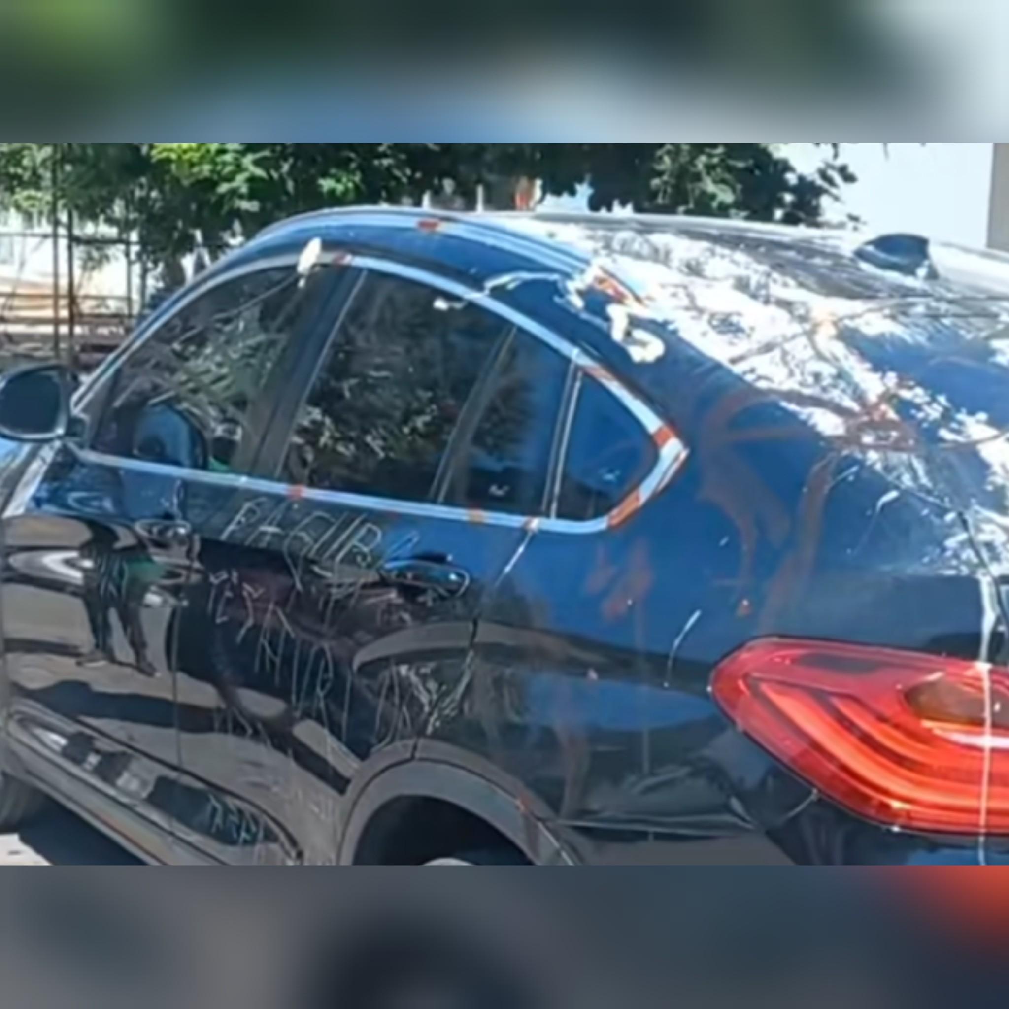 O vâlceancă, supărată că a înşelat-o soţul, s-a răzbunat pe BMW-ul bărbatului: "Să te saturi"