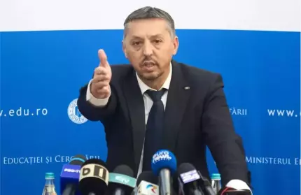 Daniel David, ministrul Educaţiei Daniel David: "Educaţia are o contribuţie mare la deficitul pe care îl avem"