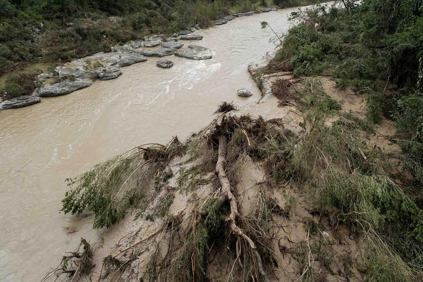 Bilanţul dezastrului din Texas a crescut la peste 80 de morţi. Cel puţin 11 copii sunt încă de negăsit