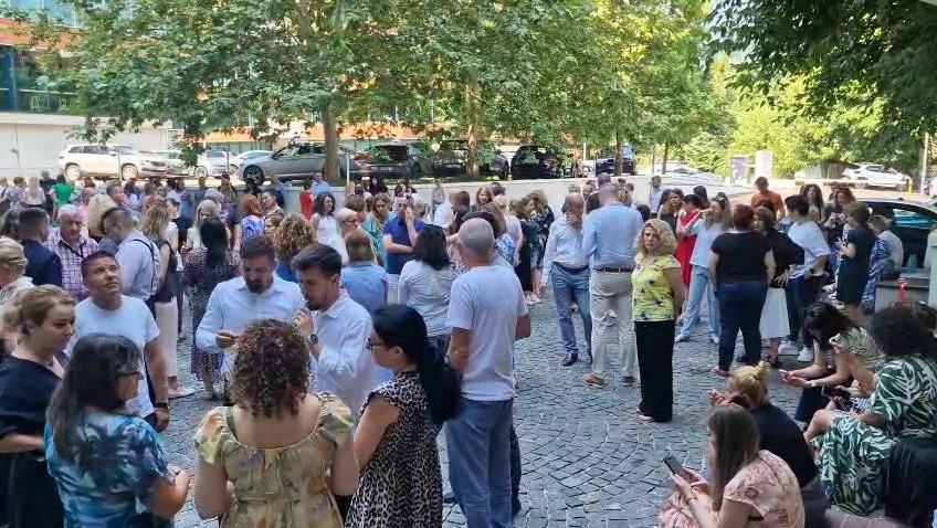 Revoltaţi de tăierile de sporuri, sindicaliștii din MIPE au cerut ajutorul Comisiei Europene: Ameninţă cu PNRR