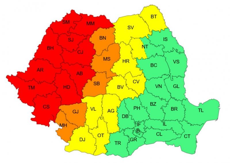 Alertă de vreme rea: 10 județe intră sub cod roșu de vijelii puternice Alertă de vreme rea: 10 județe intră sub cod roșu de vijelii puternice