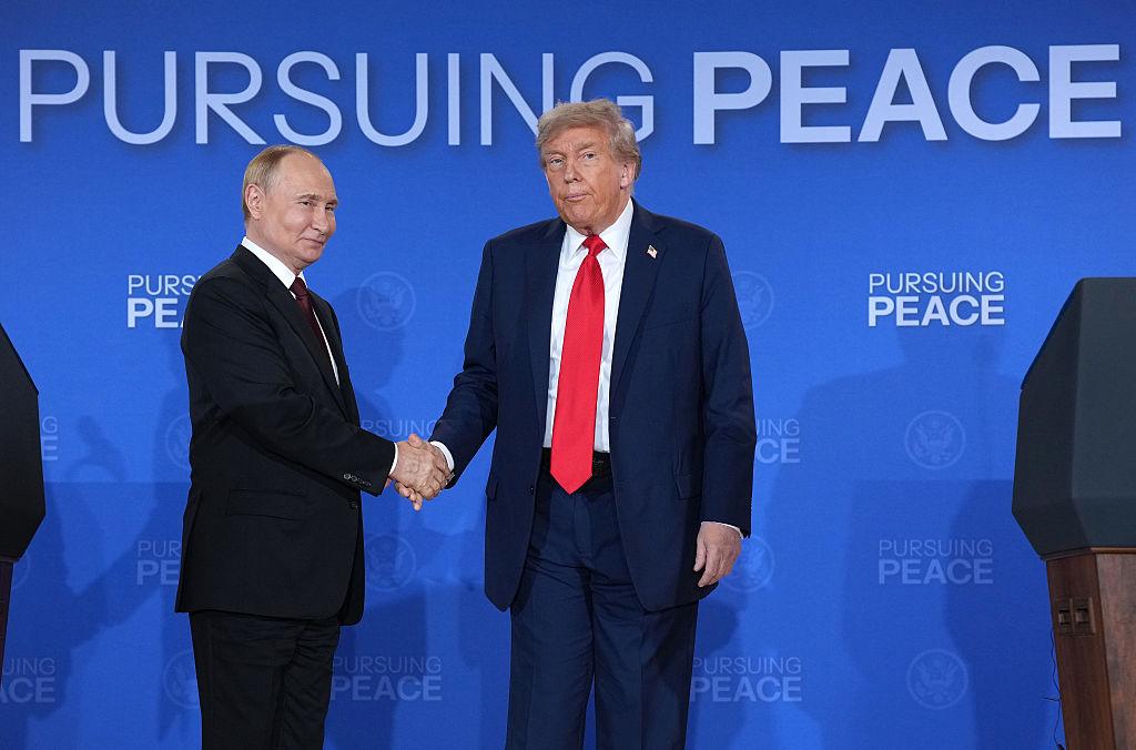 Fără acord sau armistițiu după summitul istoric Trump-Putin, dar s-au înregistrat totuși "progrese"