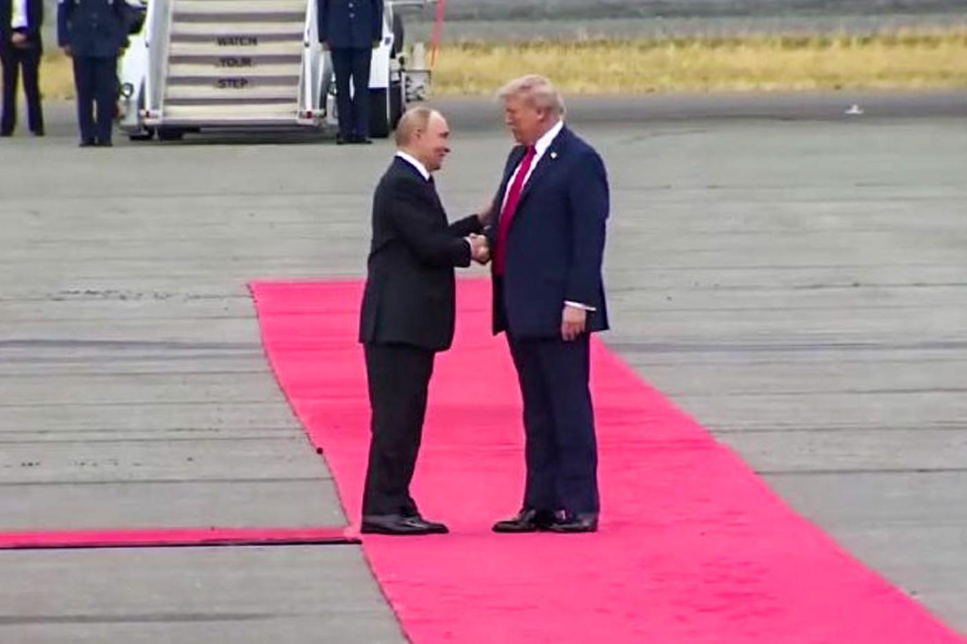 Summit istoric Trump-Putin. Scene tensionate la începutul întâlnirii bilaterale, presa scoasă din sală