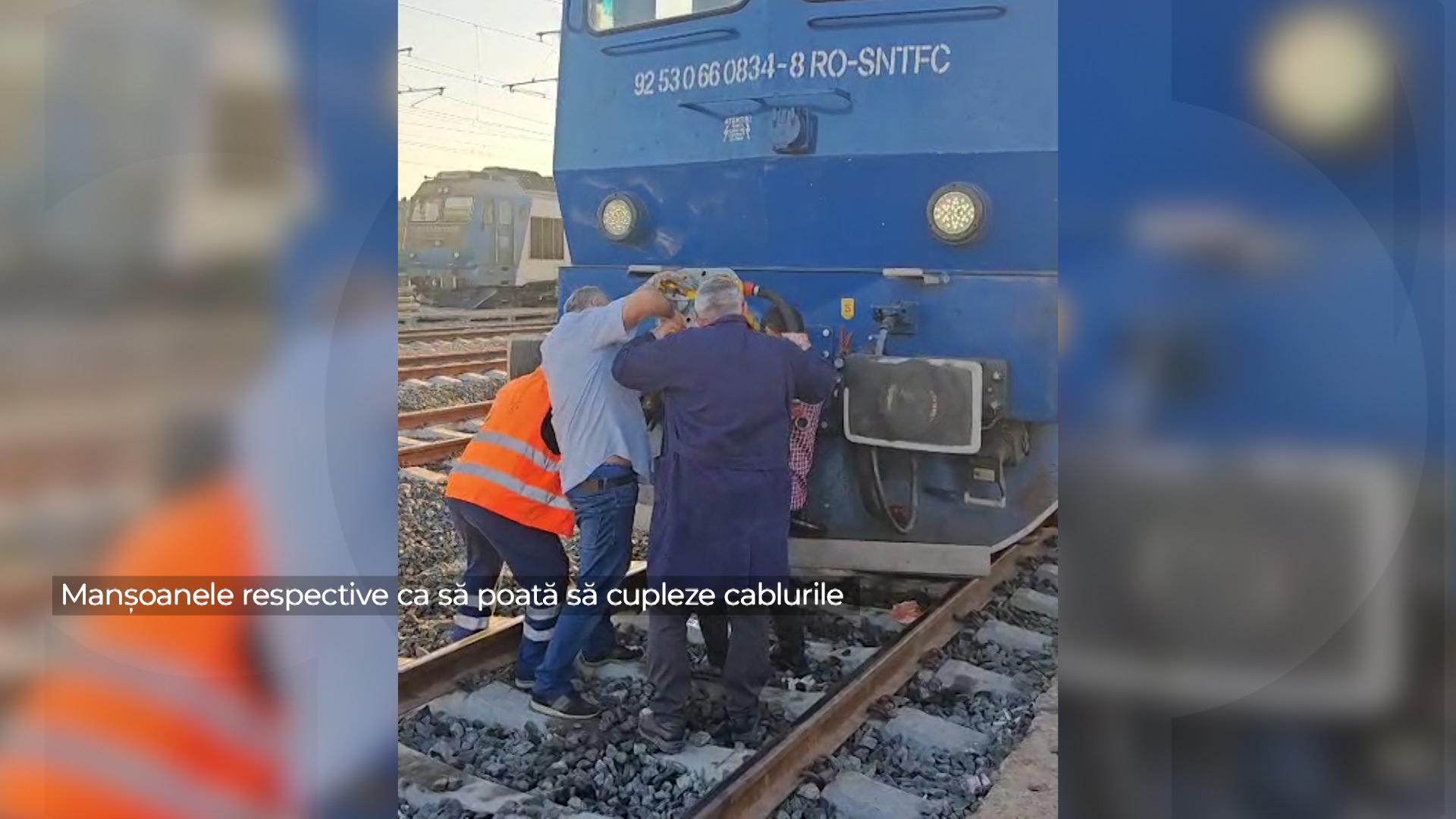Întârzieri de peste 3 ore la trenurile spre litoral. Prima zi de vacanţă, petrecută în vagoane, fără AC