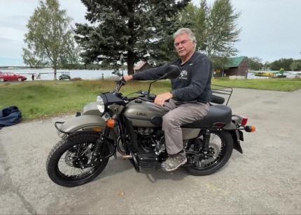 Reacţia unui bărbat din Alaska care a primit cadou de la Putin o motocicletă