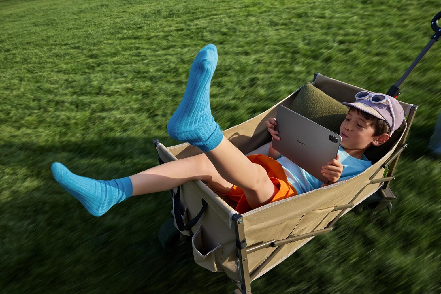 Ideală pentru muncă, studiu și relaxare: HUAWEI MatePad 11.5 impresionează la un preț accesibil