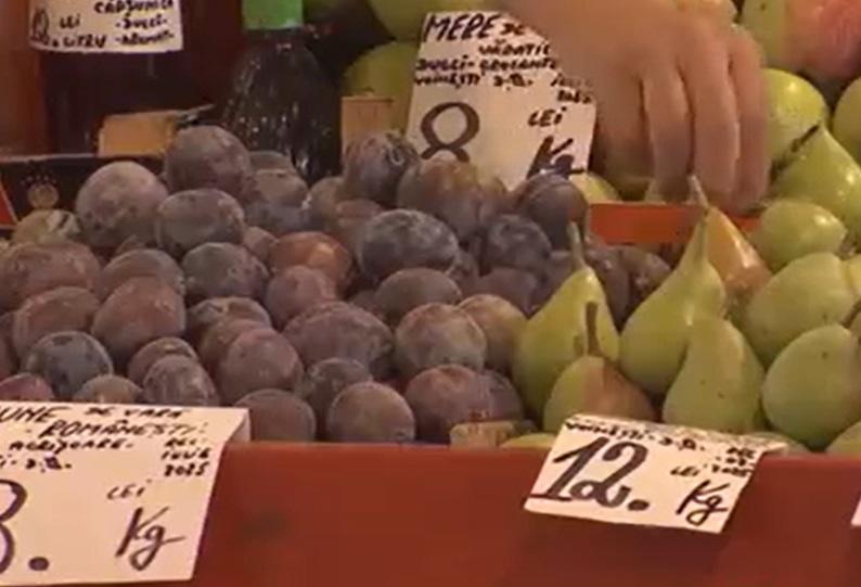Experiment. De ce au fost pieţele goale, deşi creşterea TVA-ului nu i-a afectat pe vânzători