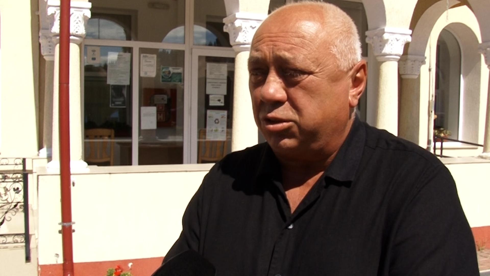 "Păcat de tinereţea lor". Cuplul mort în accidentul din Munţii Iezer, înormântat marţi, în Lereşti