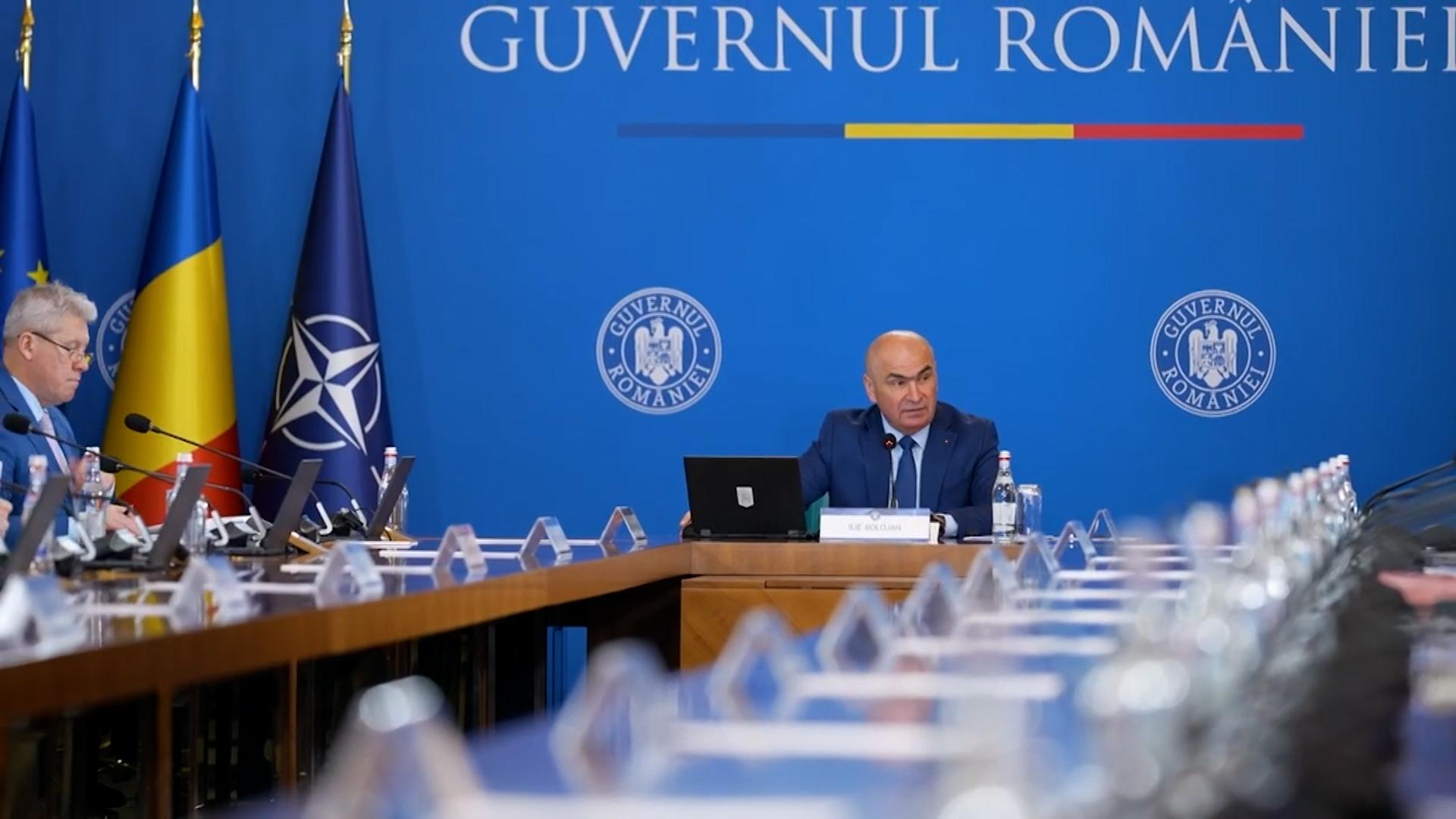 Cum funcţionează taxarea inversă la TVA, pregătită în Pachetul 2. Economist: "N-ar mai avea ce să fure"