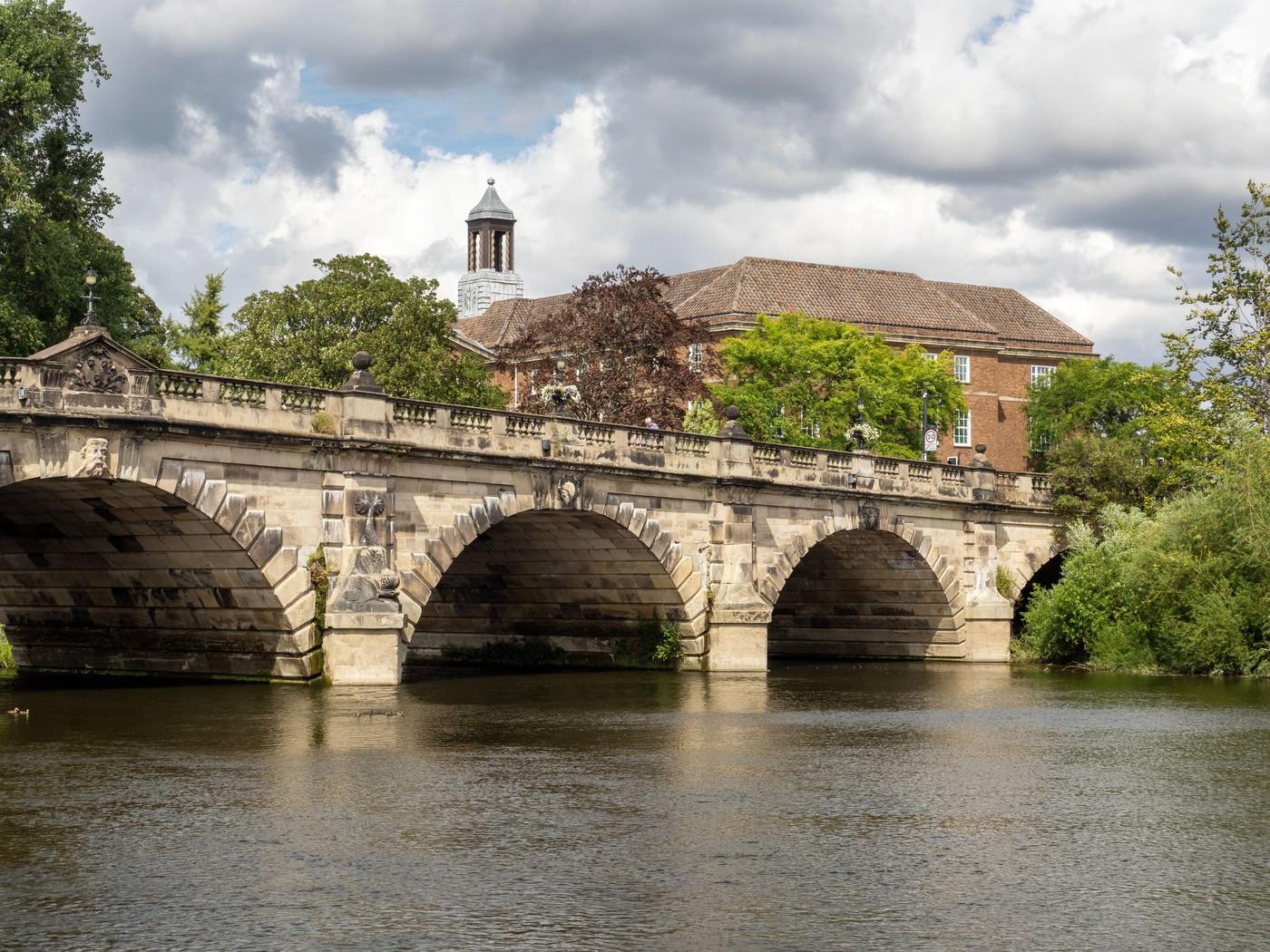 Oraşul din UK, fascinant şi aproape ignorat de turiști: "E ca o întoarcere în timp"