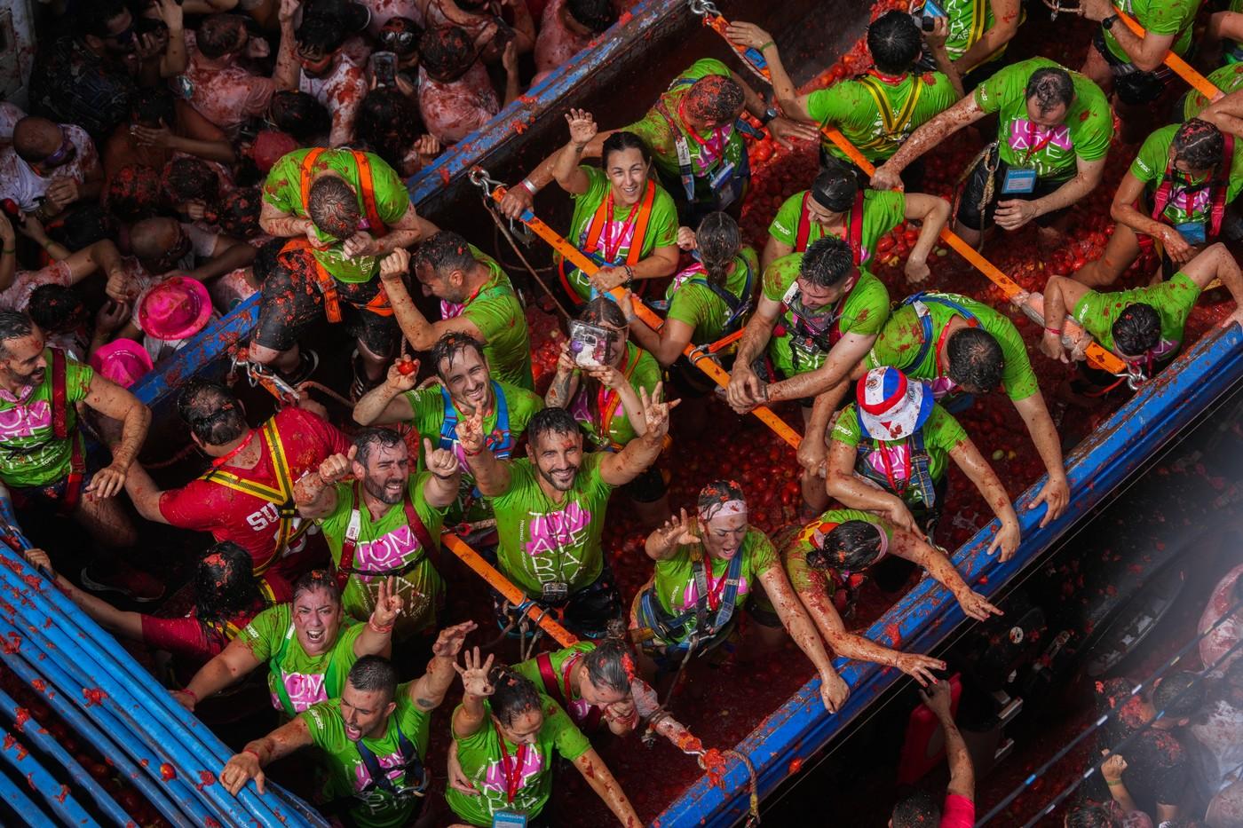20.000 de oameni au participat la festivalul Tomatina 2025